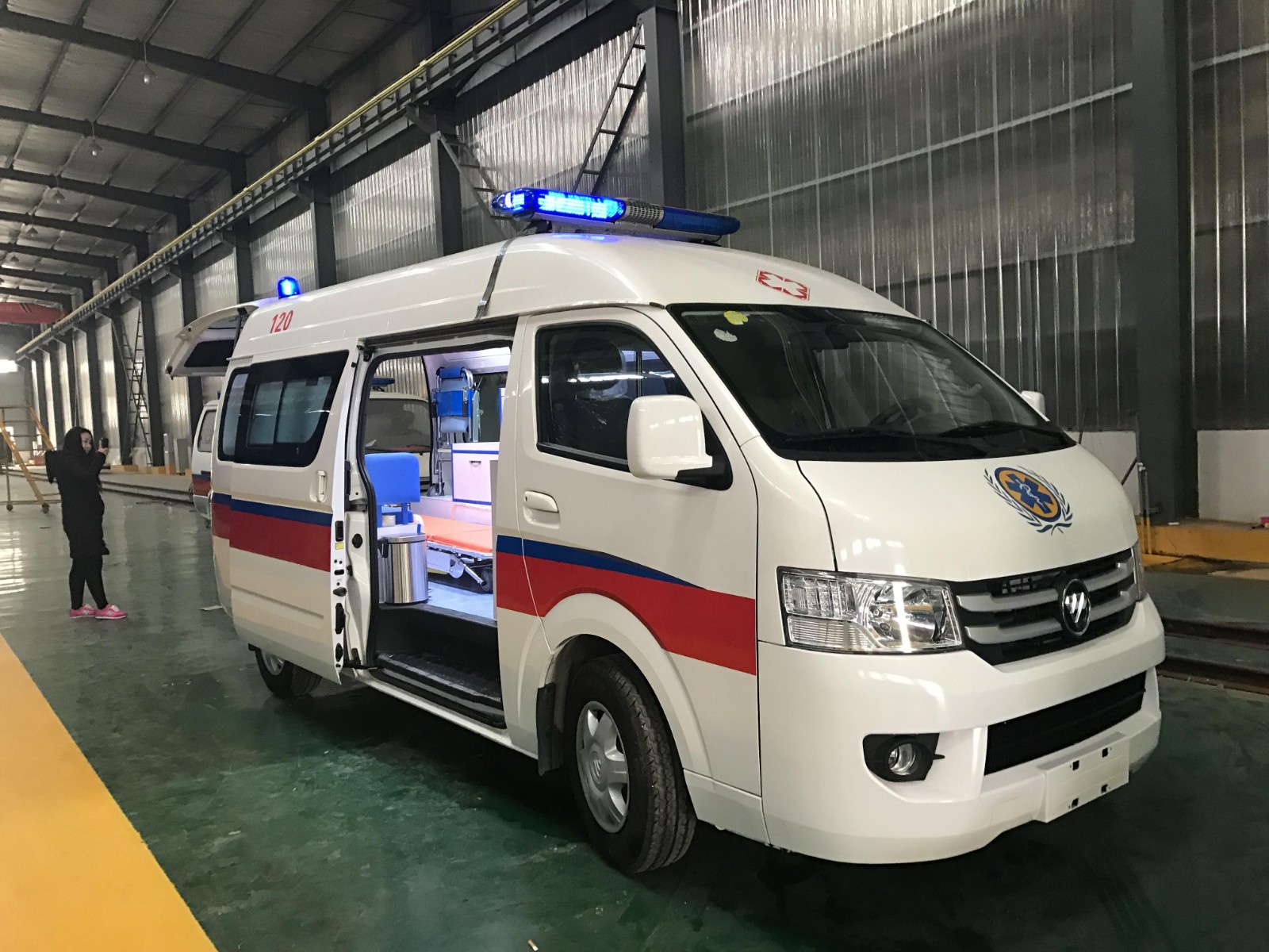 阿拉山口市救护车转院